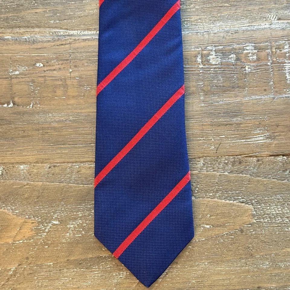 Corbata Thomas Rosa Para Hombre Rayas Rojas Seda Formal Negocios Clásica $125 Foto 4 de 4