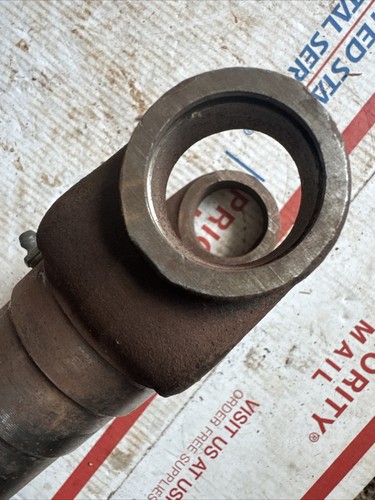 Vintage Universal Joint Sleeve Yoke Assy 3763340 - Picture 5 of 9