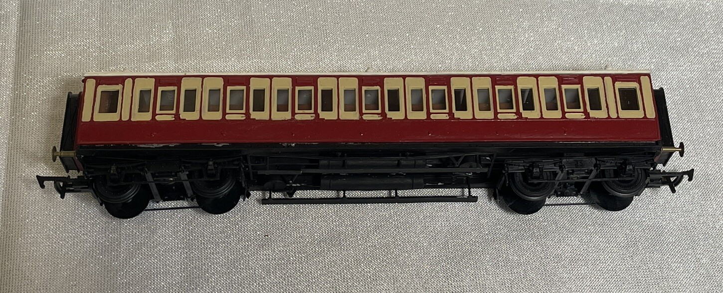 OO Gauge Model Railway Coach Kit Built eBay