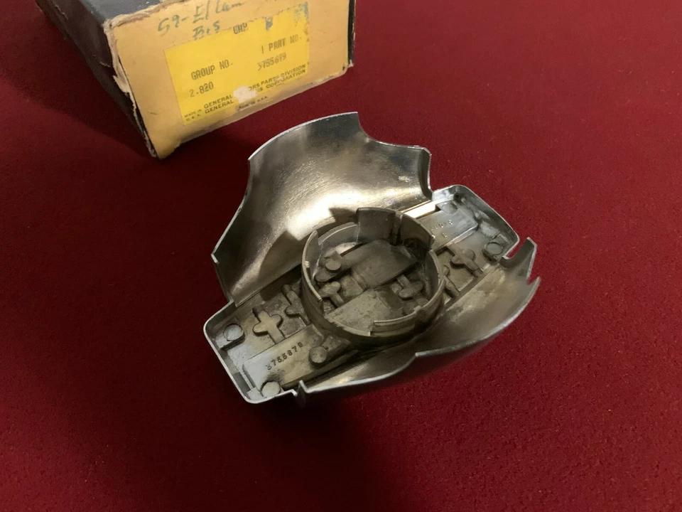 NOS 1959-1960 CHEVROLET HORN BUTTON GM 3755679 BISCAYNE BROOKWOOD ELCAMINO 59-60 - Image 3 of 3