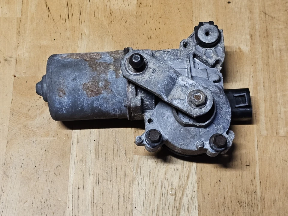 Мотор стеклоочистителя переднего стекла 2003 - 2006 Tahoe Sierra Silverado Yukon 15216486 - Изображение 3 из 4