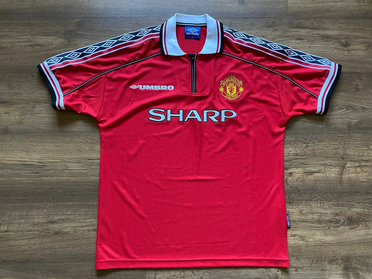 1998 Manchester United Home retro kit - Vintage Football Shop