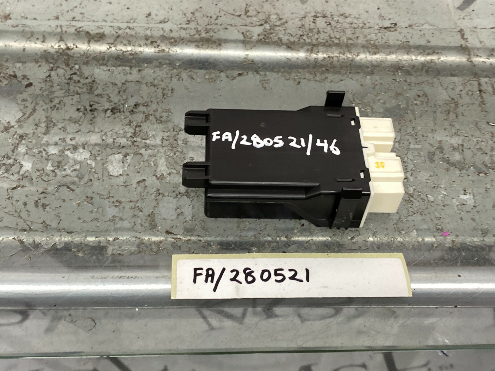 AS) MERCEDES BENZ W177 A CLASS FRONT SEAT CONTROL MOUDLE UNIT ECU 