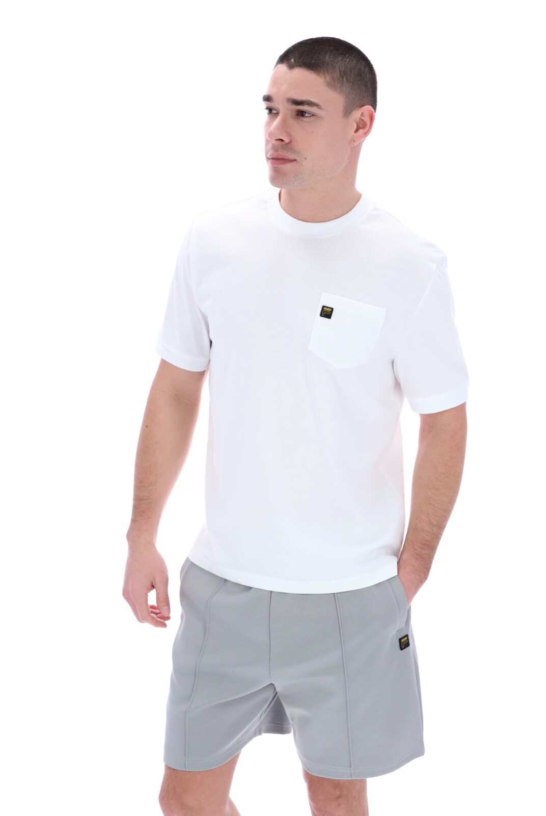 T Shier FILA® Vintage Taglio e Cucito Tasca Bianco Medium Nuovo SS23 Spedizione Gratuita Regno Unito