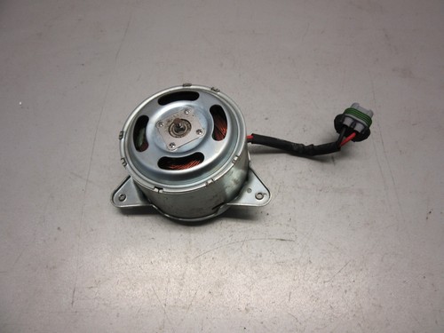 FORD FOCUS III DYB Lüftermotor Motor Kühlerlüfter Motorkühler (312)