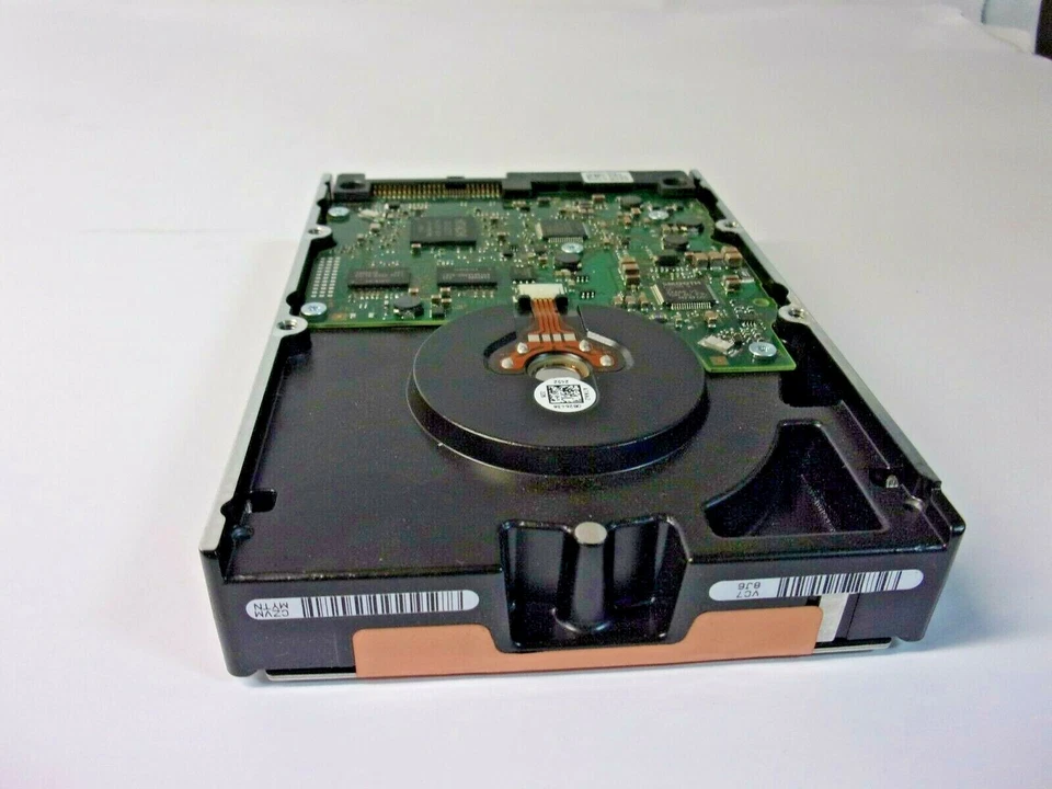 Dell W348K 0W348K 600GB 15K 6G 16MB 3.5" SAS Hard Drive HUS156060VLS600  - Image 3 of 3