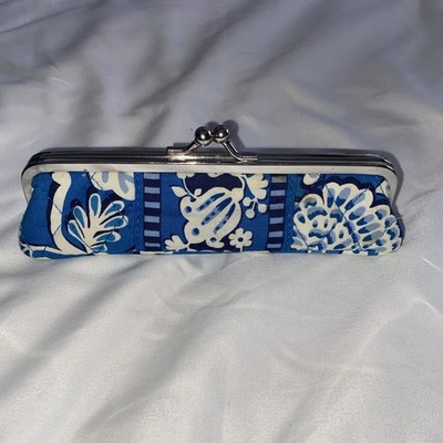 Vera Bradley Kiss Closure Cotton, Eyeglasses Case/Makeup Bag  Rhythm And Blues 