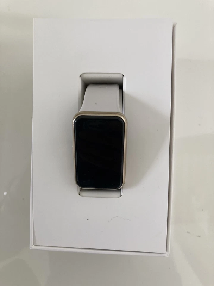 Huawei Watch Fit Elegant 46mm / sehr guter Zustand mit Verpackung, Foto 2 von 3