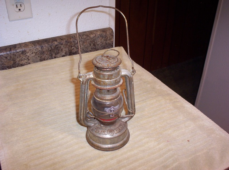 VINTAGE WEST GERMANY FEUERHAND STURMFEST 175 LANTERN w/ORIGINAL GLASS GLOBE -NR