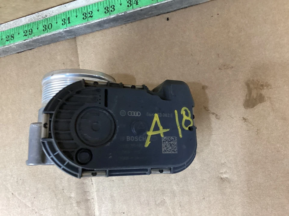 2013-2018 Volkswagen Jetta Throttle Body Assembly 0280750590 OEM - Image 4 of 4