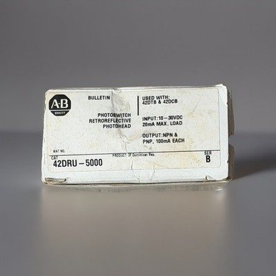 NEW Allen-Bradley 42DRU-5000 Retroreflective Photohead DC NPN/PNP SPST