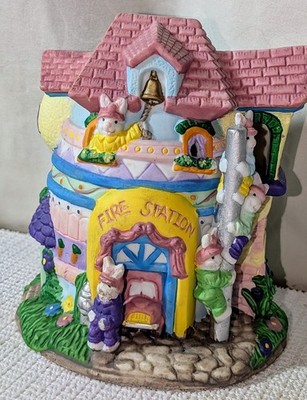 Bunny Towne Porcelain ''Fire Station'' Rare- Eggs-cellent Condition