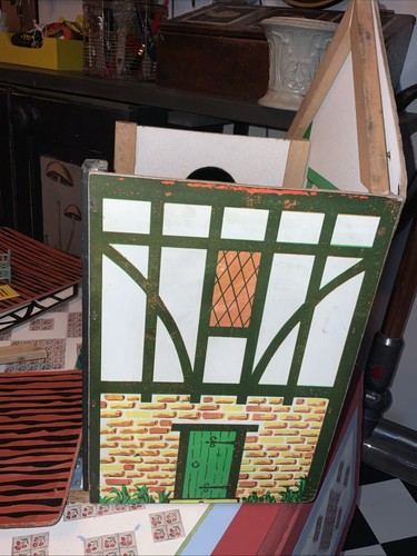 Vintage Dolls House Restoration Project - Picture 6 of 11