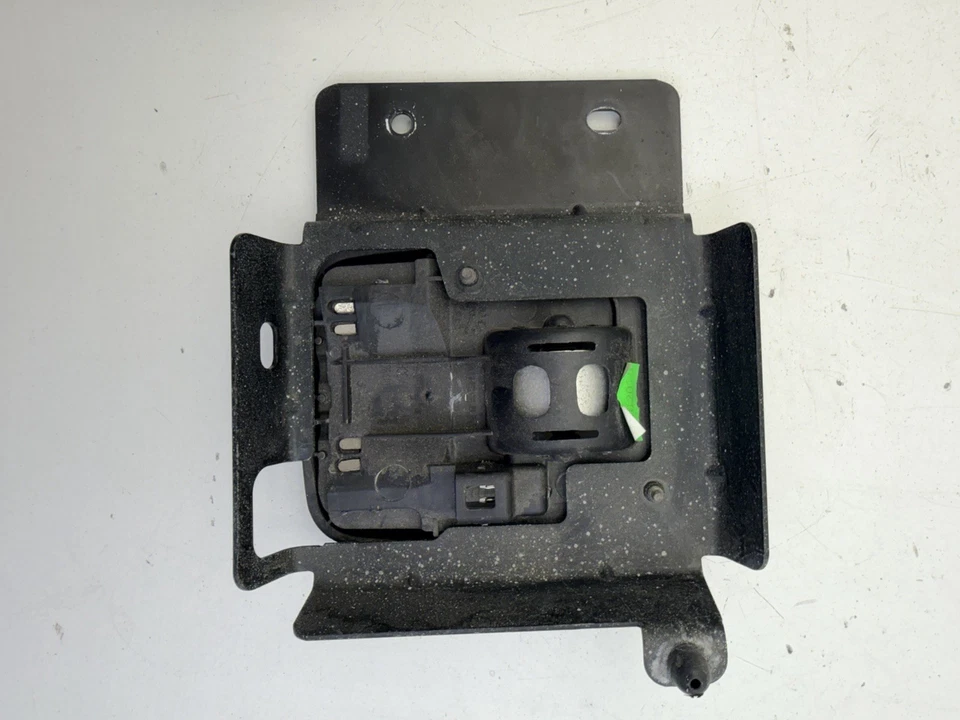 Luz domo de carga central Nissan NV 2500 2012-2020 OEM. Foto 4 de 4