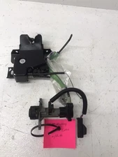 2005 - 2009 FORD MUSTANG GT TRUNK LID LATCH  OEM 4.6 3v