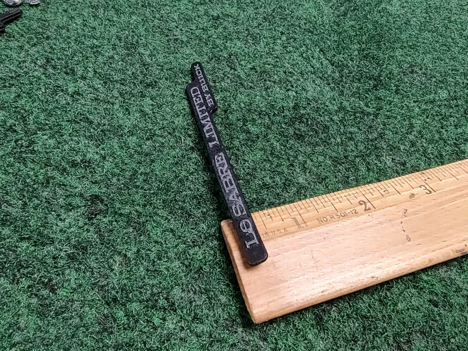 BUICK LESABRE LIMITED Por Buick DELANTERO TRASERO EMBLEMA LATERAL LOGOTIPO INSIGNIA SÍMBOLO FABRICANTE DE EQUIPOS ORIGINALES 3S2 Foto 3 de 4