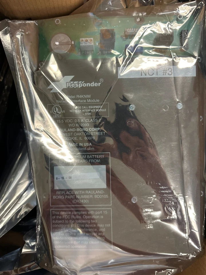 LOTE DE 7--Rauland Responder R4KNIM Módulo de interfaz de red Sistema de llamada de enfermera Foto 3 de 4