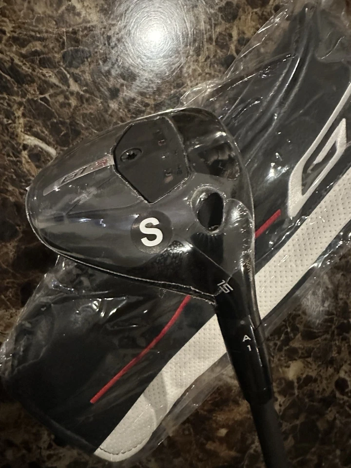 Titleist GT3 3 Fairway 15 Stiff Shaft - Image 2 of 4