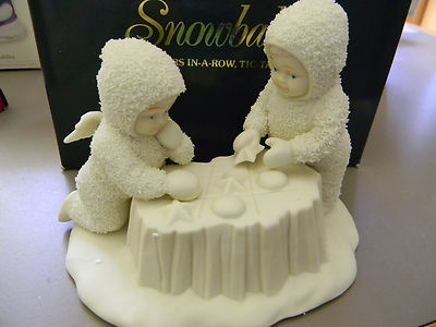 Dept. 56 Snowbabies ''Stars In-A-Row, Tic-Tac-Toe'' #68225- Very Good Condition