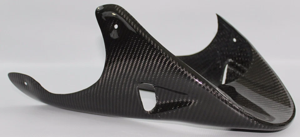 Ducati Monster 600-1000, S2R, S4R, S4RS Belly Pan - 100 % fibra de carbono Foto 4 de 4