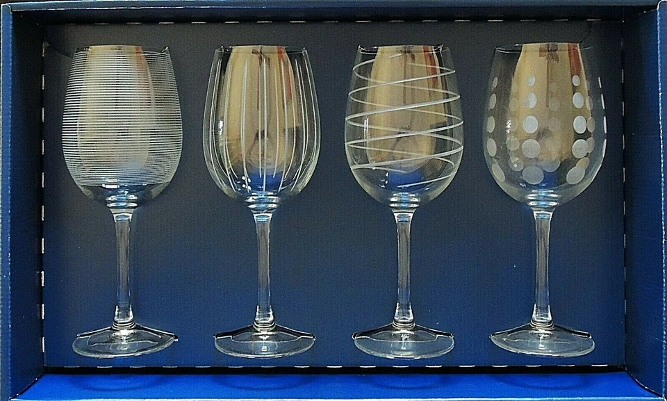 (4) Copas de vino blanco Mikasa Cheers 16 oz - Incluye caja original Foto 2 de 3