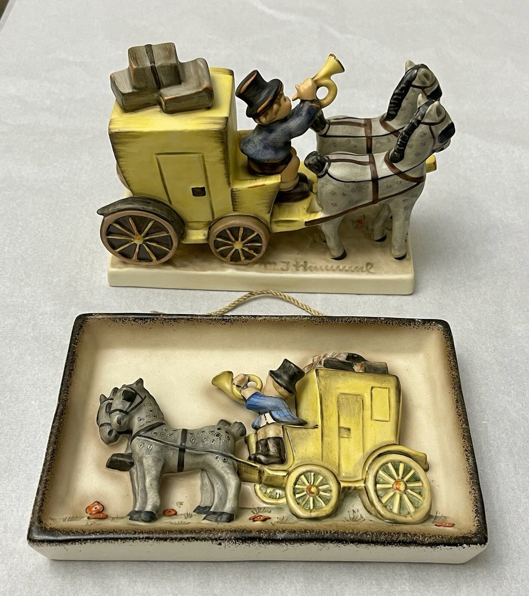 フンメル人形 The Mail is Here 郵便配達 馬車 Pair Goebel Hummel The Mail is Here Figurine & Wall Plaque