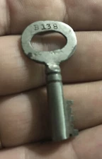 *Eagle Steamer Trunk Key* Number B138  *