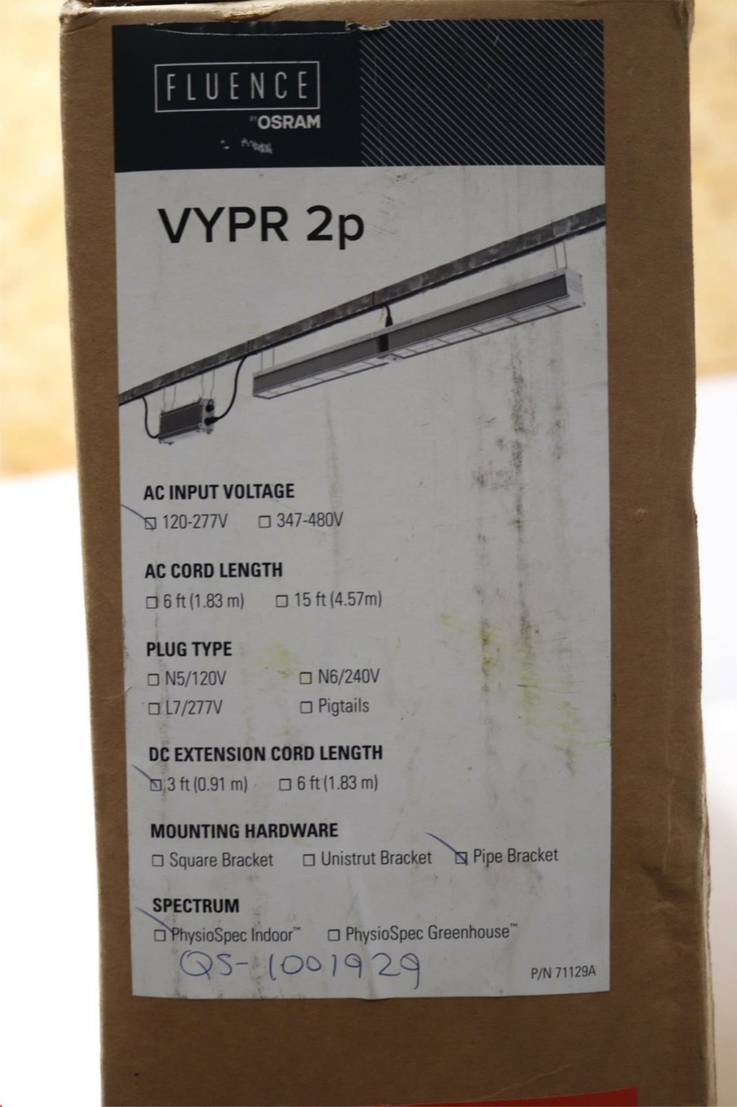 OSRAM Fluence VYPR 2P Pipe PhysioSpec Indoor LED Grow Light 120-277V 631W
