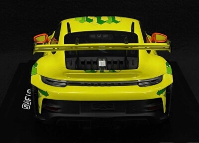新品☆イエロー Spark 1/43 ポルシェ 911 (992) GT3 RS s-l1200.jpg