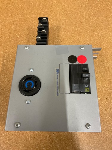 StarLine CB225HE12-L630-4 30 Ampere T3 Busway Rubinetto Box 22kA - Foto 2 di 5