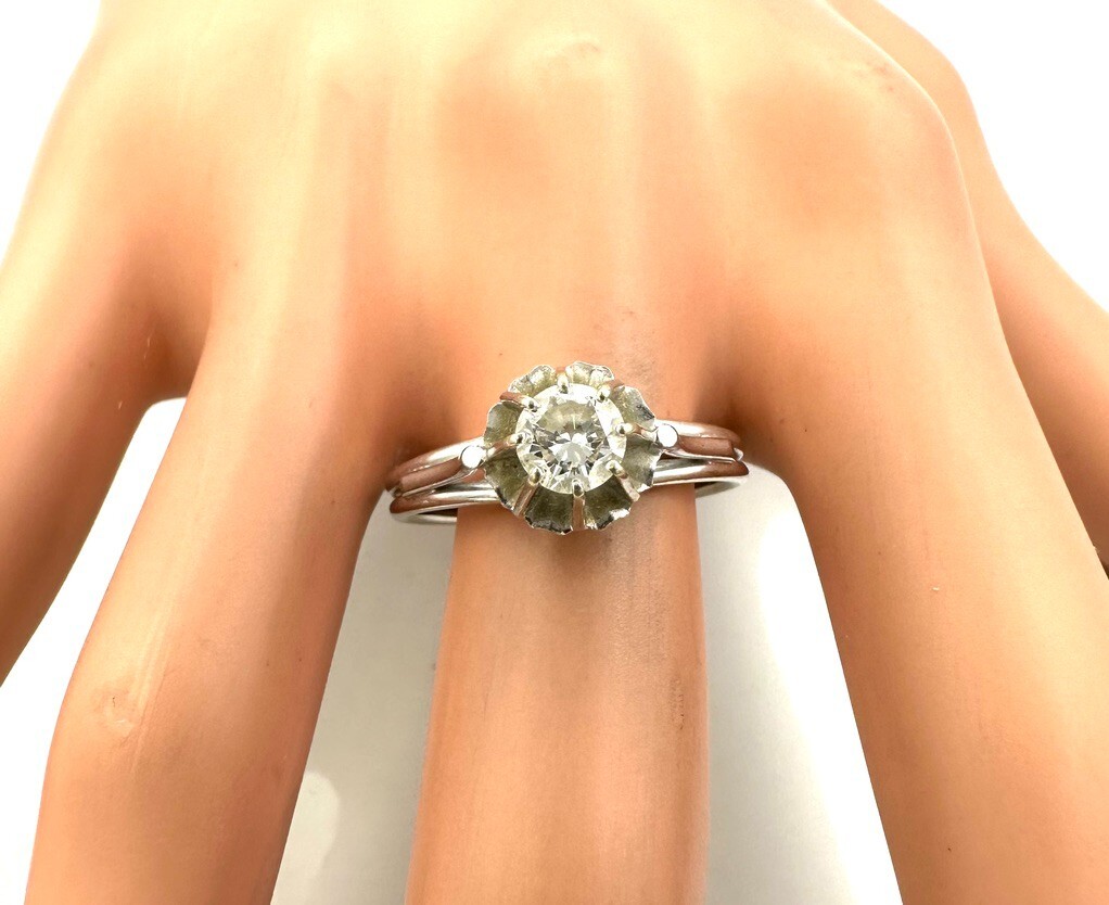 Bague Solitaire Diamant 0,50 Carat En Or Blanc 18 Carats - Taille 56,5 - Occasion