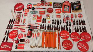 COCA COLA SAMMLUNG BLEISTIFTE KUGELSCHREIBER UNTERSETZER MAGNETE WERBEARTIKEL