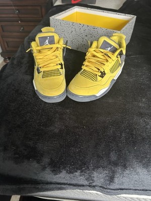 Nike Air Jordan 4 Retro GS 'Yellow Lightning'  Youth Size 5Y 2021 408452-700