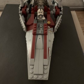 LEGO Star Wars V-Wing Starfighters Sets (7915, 75039)