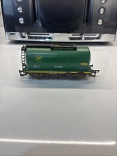 Hornby R001 used BP Green BPO60194 Mobobloc Tank Wagon Unboxed 00 Gauge T48 Post