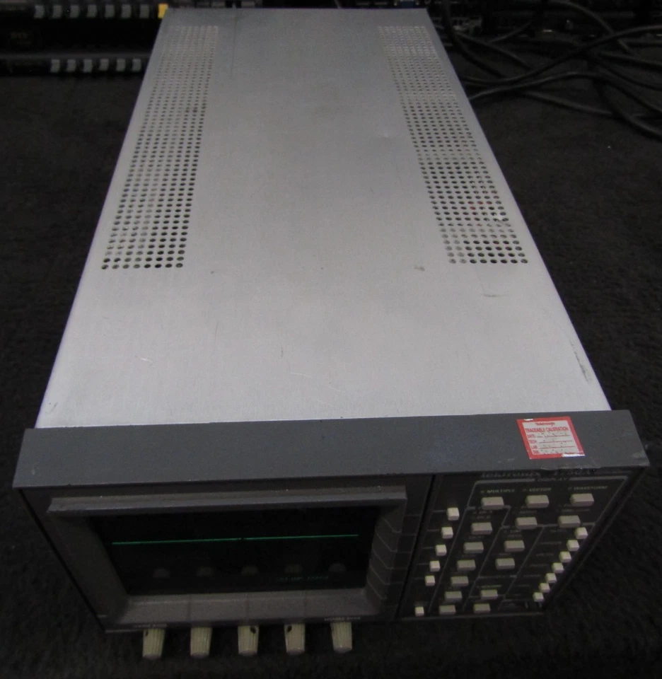 Tektronix 1750A Waveform Monitor Vectorscope - Image 2 of 4