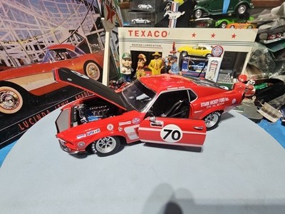 VINTAGE WELLY diecast race car #70 WARREN TOPE 1969 TRANS AM MUSTANG NICE CAR  