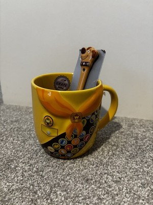 Disney Pixar UP Russell's Wilderness Explorer Abzeichen Steinzeug Becher Tasse gegraben Löffel