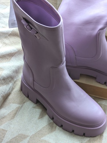 Guess Lilac Chelsea Boots 6.5 Women's Purple Violet Summer Comfort designer New - Picture 3 of 10
