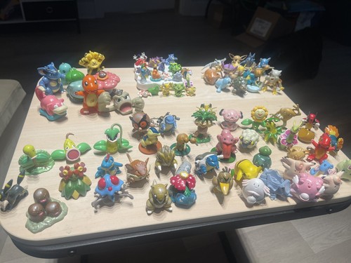 Machamp Figure Original Pokémon Nintendo TOMY Monster Collection CGTSJ Very Rare