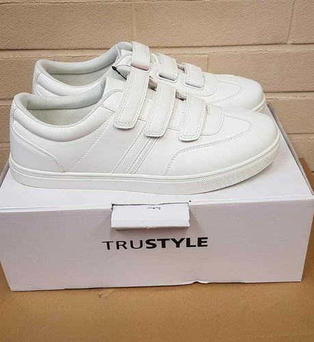 TRUSTYLE Triple Touch & Close Pumps White Trainers (sizes from UK 10 to UK 13) - Picture 2 of 5