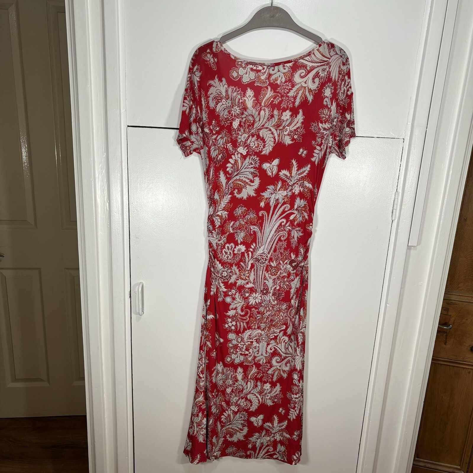Picture 2 of 6