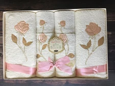 Royal Treasure Rose Towel Ensemble by Royal Terry of California w/ Box