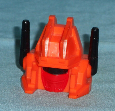 original G1 Transformers Razorclaw PREDAKING HEAD HELMET part FREE SHIP