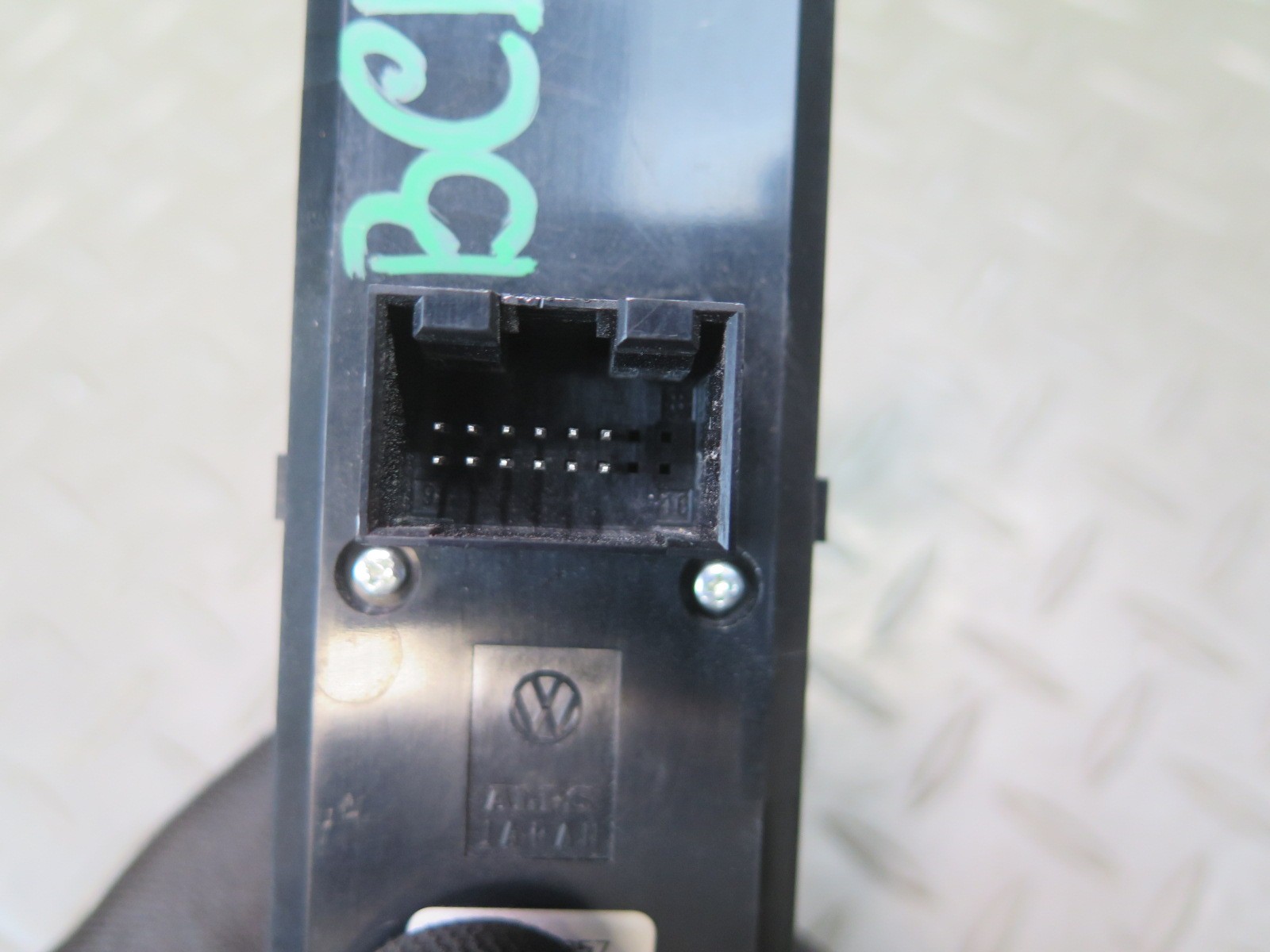 2006-2012 BENTLEY FLYING SPUR LEFT DRIVER SIDE MASTER WINDOW CONTROL SWITCH