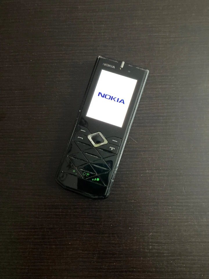 RARE Nokia 7900 Prism Black RM-264 cellular phone (unlocked) Made in Korea - Image 4 of 4