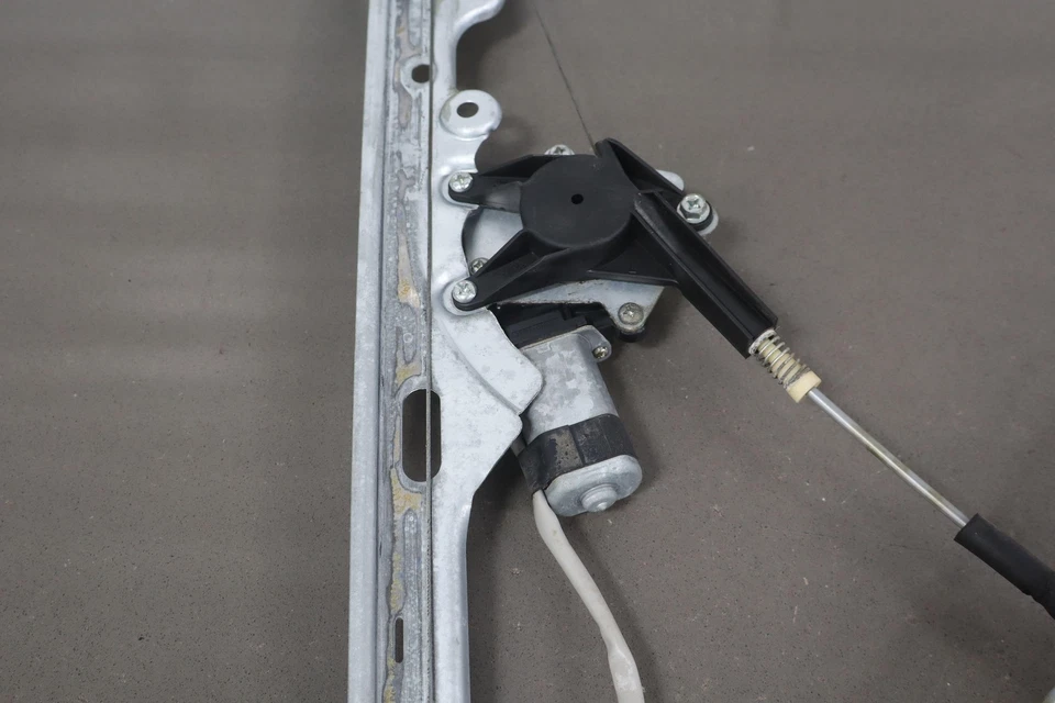 Regulador/motor ventana eléctrica delantera izquierda conductor Chevy GMC GMT800 99-02 Foto 4 de 4