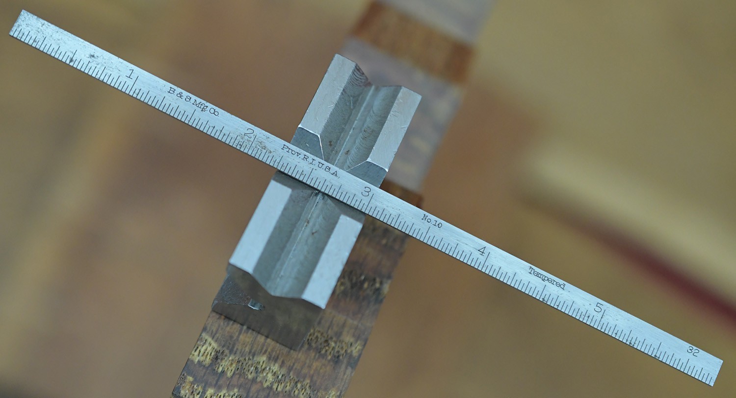 Brown & Sharpe B&S Mfg. Co. Prov. R.I. U.S.A. TEMPERED No. 10 Rule 10R GRAD