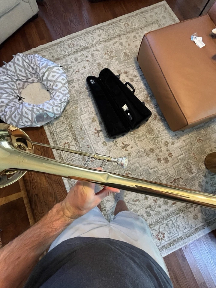 Yamaha YSL200AD Trombone with Hard Case and Mouthpiece - Image 3 of 4
