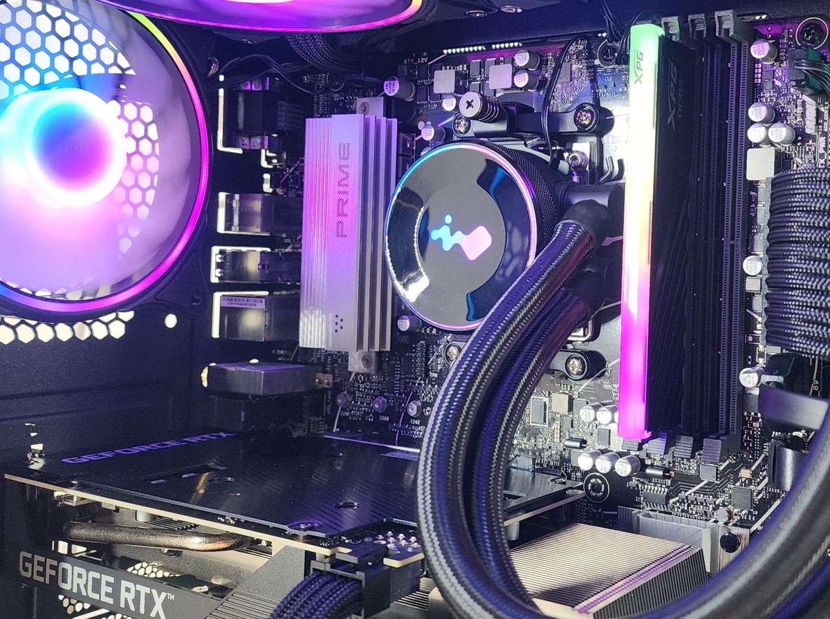 Gaming PC Ryzen 5 7600X 16GB RAM 1TB SSD RTX 3070 8GB Windows 11 
